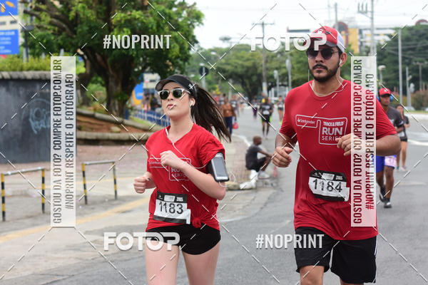 Acquista le foto dell'eventoSantander Track&Field Run Series - Shopping da Bahia in Fotop