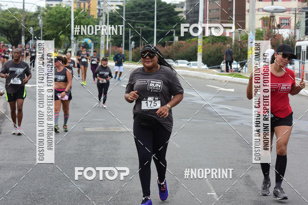 Acquista le foto dell'eventoSantander Track&Field Run Series - Shopping da Bahia in Fotop