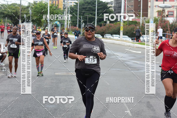 Acquista le foto dell'eventoSantander Track&Field Run Series - Shopping da Bahia in Fotop