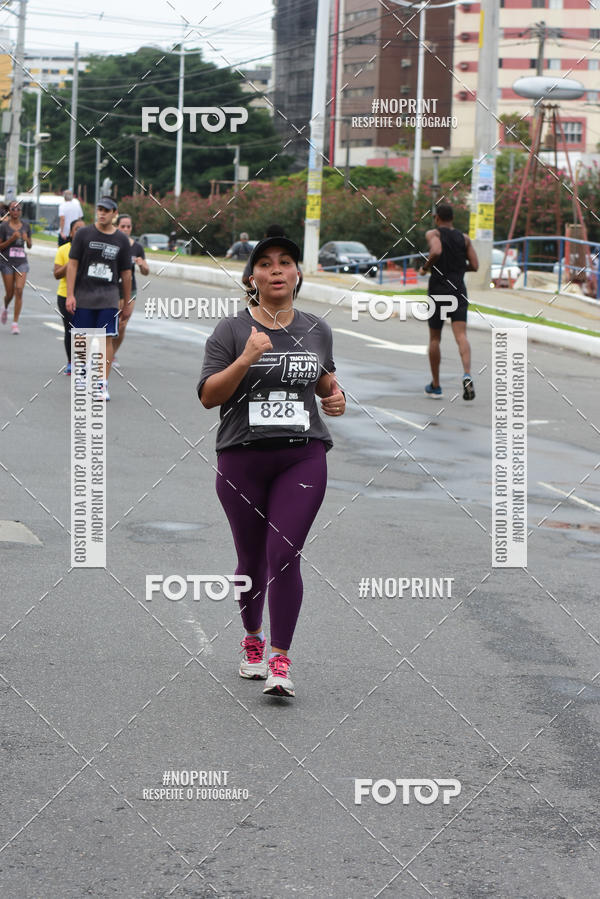 Acquista le foto dell'eventoSantander Track&Field Run Series - Shopping da Bahia in Fotop