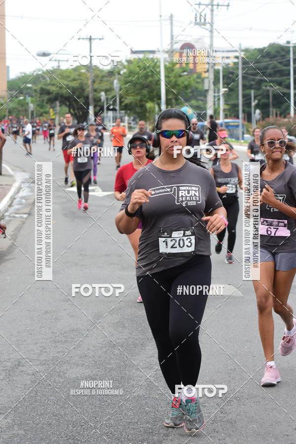 Acquista le foto dell'eventoSantander Track&Field Run Series - Shopping da Bahia in Fotop
