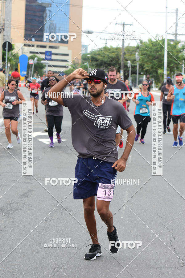 Acquista le foto dell'eventoSantander Track&Field Run Series - Shopping da Bahia in Fotop