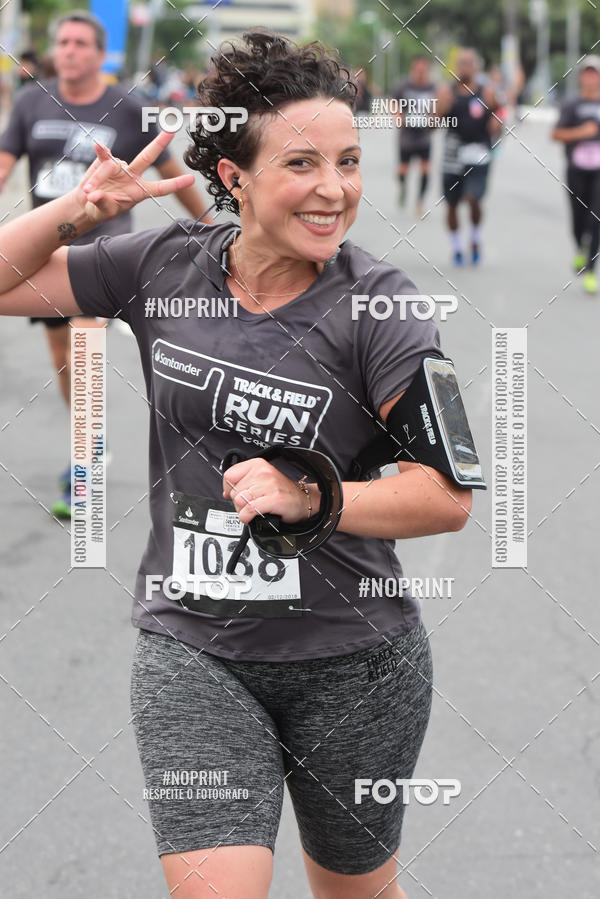 Acquista le foto dell'eventoSantander Track&Field Run Series - Shopping da Bahia in Fotop