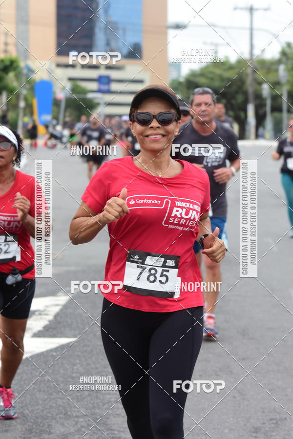 Acquista le foto dell'eventoSantander Track&Field Run Series - Shopping da Bahia in Fotop