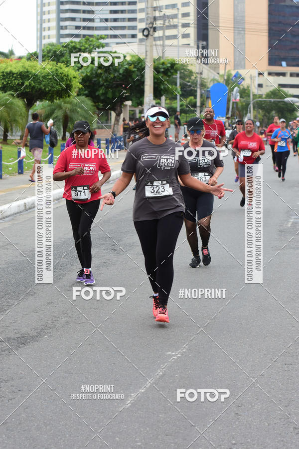 Acquista le foto dell'eventoSantander Track&Field Run Series - Shopping da Bahia in Fotop