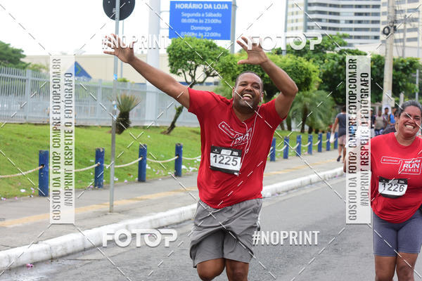 Acquista le foto dell'eventoSantander Track&Field Run Series - Shopping da Bahia in Fotop