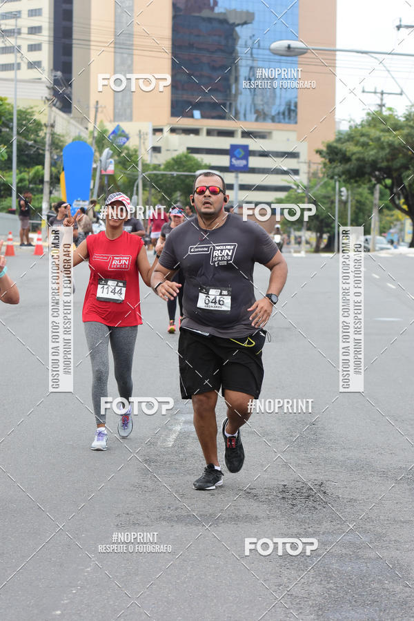 Acquista le foto dell'eventoSantander Track&Field Run Series - Shopping da Bahia in Fotop