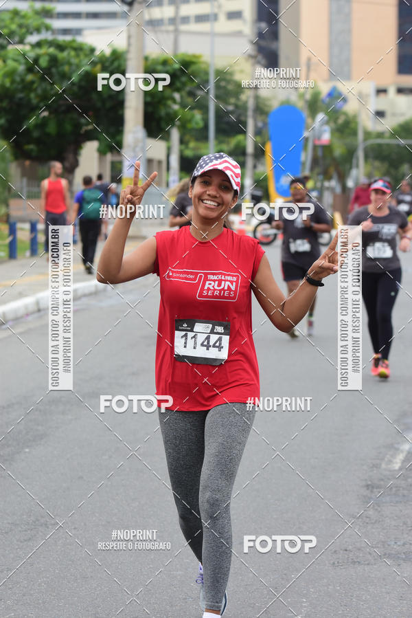 Acquista le foto dell'eventoSantander Track&Field Run Series - Shopping da Bahia in Fotop