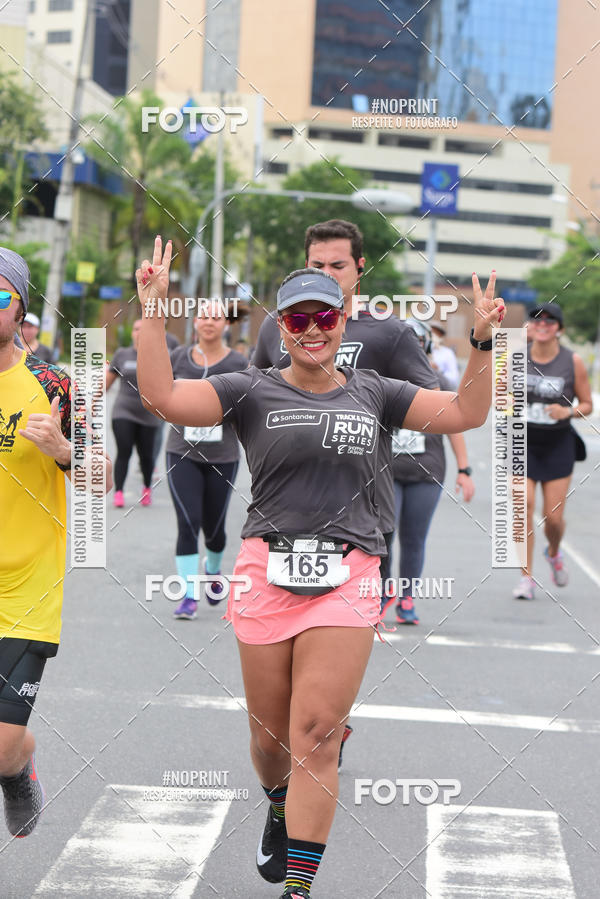 Acquista le foto dell'eventoSantander Track&Field Run Series - Shopping da Bahia in Fotop