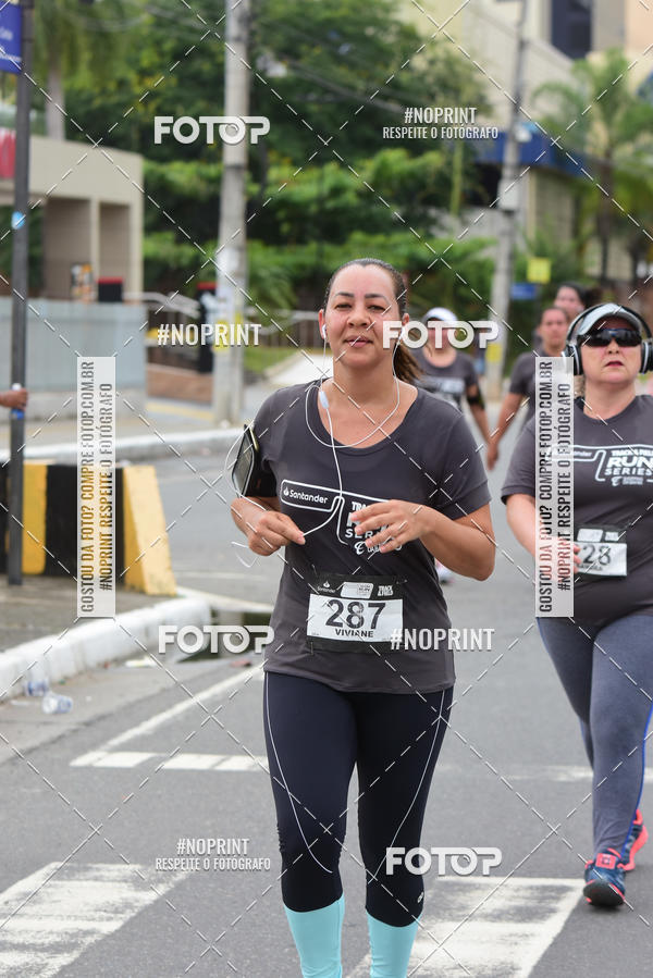 Acquista le foto dell'eventoSantander Track&Field Run Series - Shopping da Bahia in Fotop