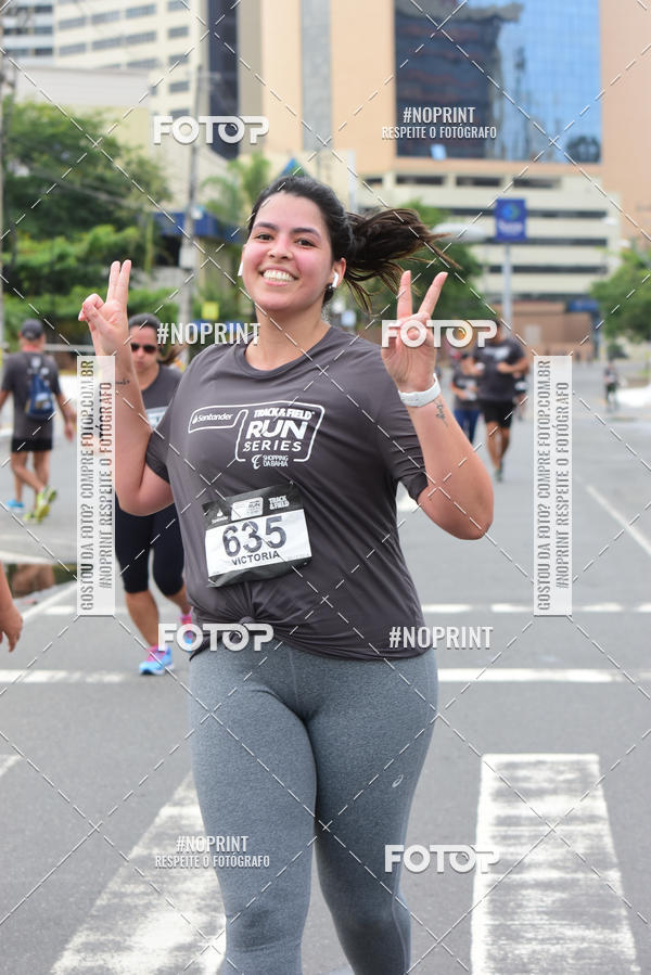 Acquista le foto dell'eventoSantander Track&Field Run Series - Shopping da Bahia in Fotop