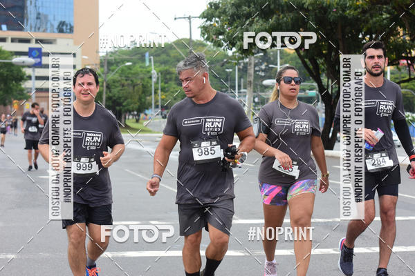 Buy your photos of the eventSantander Track&Field Run Series - Shopping da Bahia on Fotop