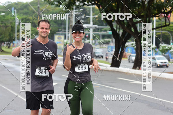 Buy your photos of the eventSantander Track&Field Run Series - Shopping da Bahia on Fotop