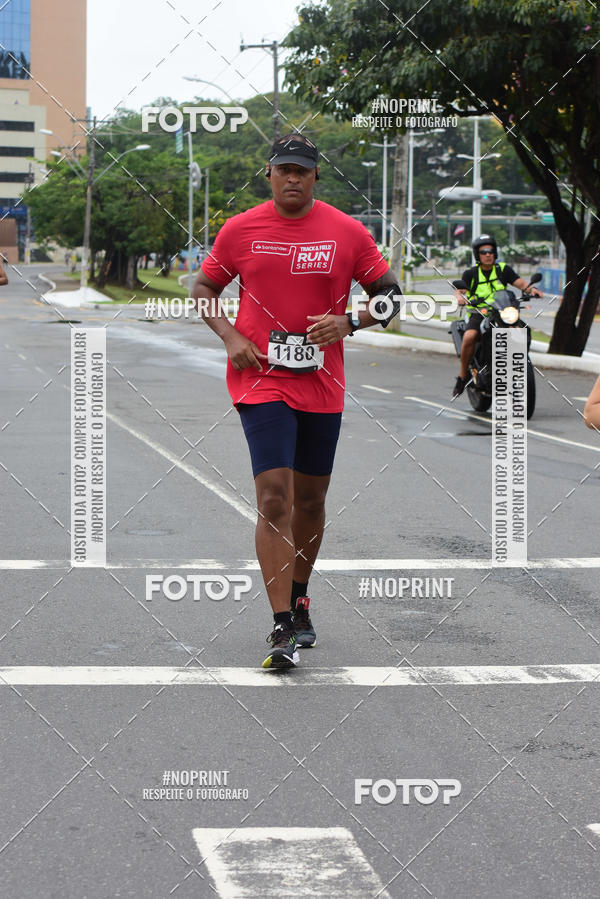 Buy your photos of the eventSantander Track&Field Run Series - Shopping da Bahia on Fotop