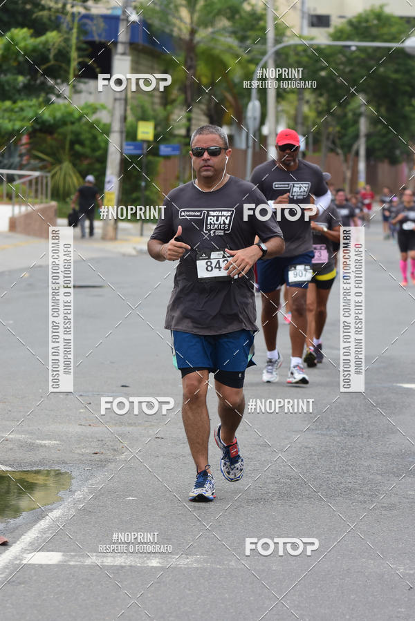 Buy your photos of the eventSantander Track&Field Run Series - Shopping da Bahia on Fotop
