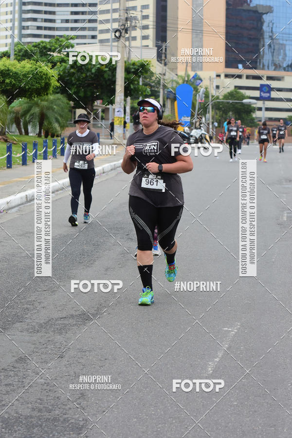 Acquista le foto dell'eventoSantander Track&Field Run Series - Shopping da Bahia in Fotop