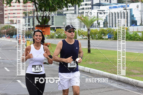 Acquista le foto dell'eventoSantander Track&Field Run Series - Shopping da Bahia in Fotop