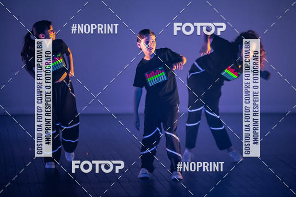 Buy your photos of the eventGaragem da Dana - SOMOS  on Fotop