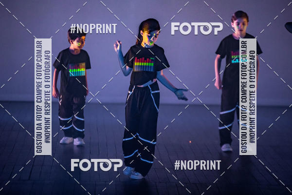 Buy your photos of the eventGaragem da Dana - SOMOS  on Fotop