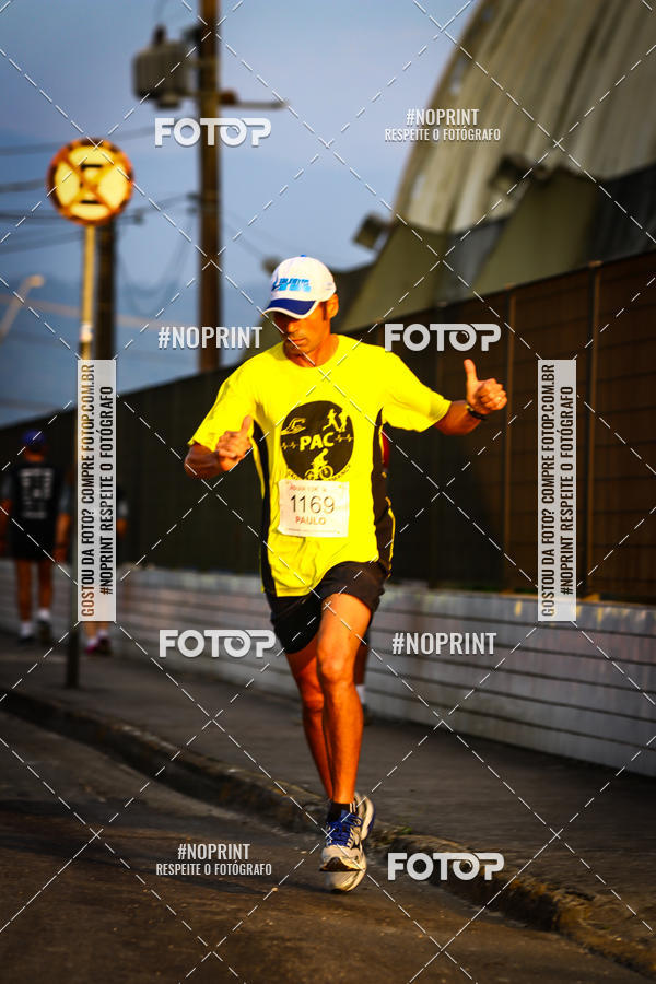 Buy your photos of the eventguia 13K Praia Grande on Fotop