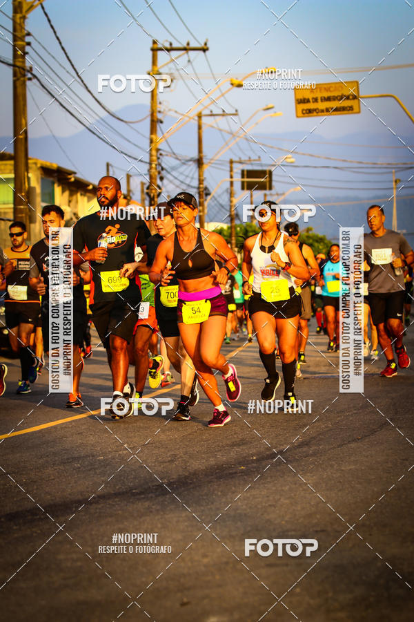 Buy your photos of the eventguia 13K Praia Grande on Fotop