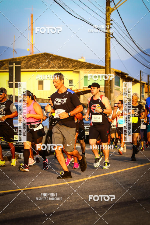 Buy your photos of the eventguia 13K Praia Grande on Fotop