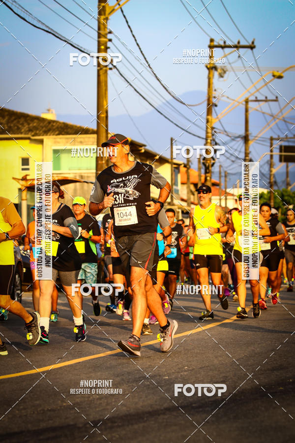 Buy your photos of the eventguia 13K Praia Grande on Fotop