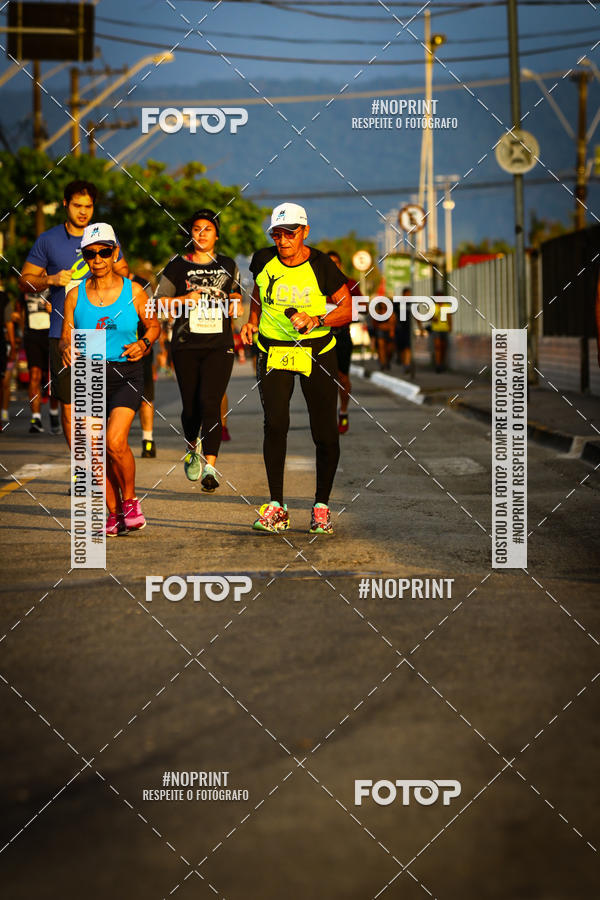 Buy your photos of the eventguia 13K Praia Grande on Fotop