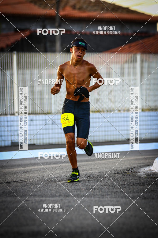 Buy your photos of the eventguia 13K Praia Grande on Fotop