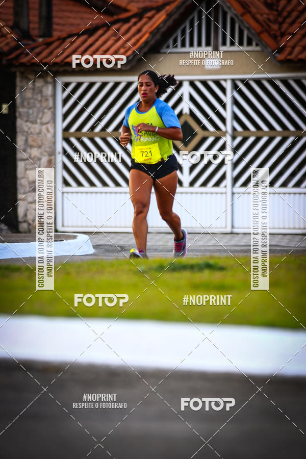 Buy your photos of the eventguia 13K Praia Grande on Fotop