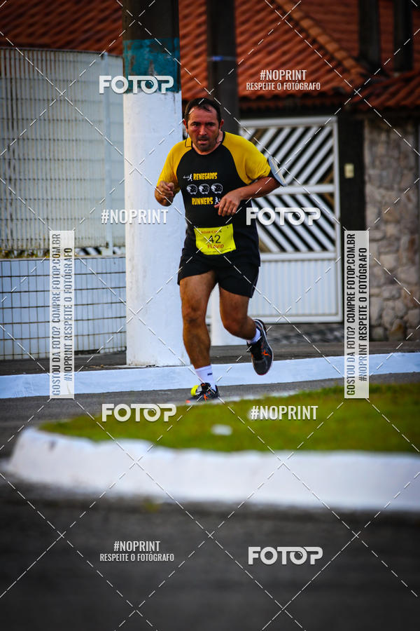 Buy your photos of the eventguia 13K Praia Grande on Fotop