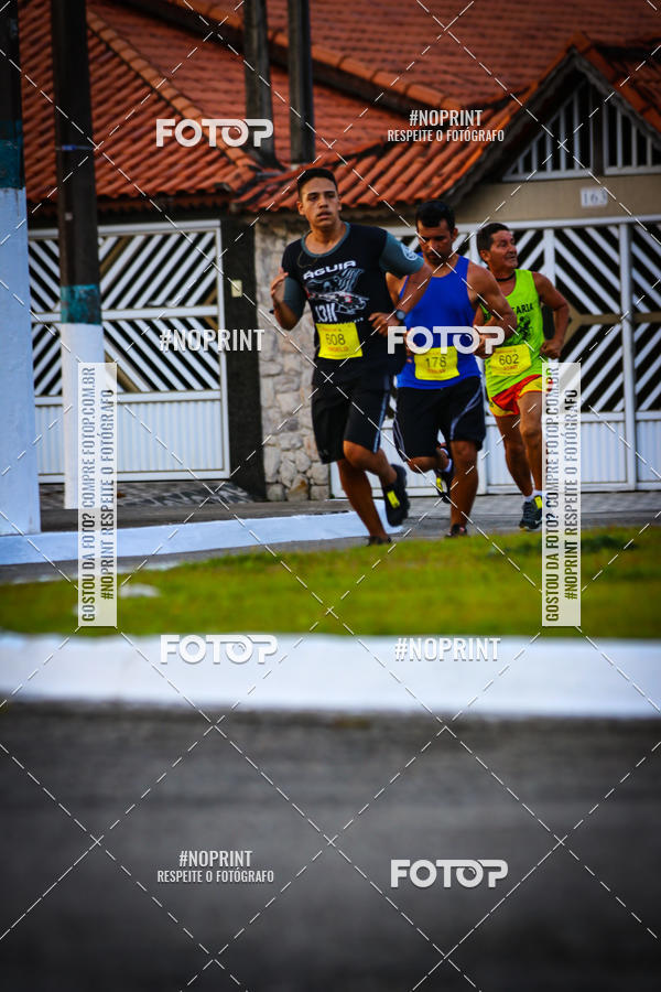 Buy your photos of the eventguia 13K Praia Grande on Fotop