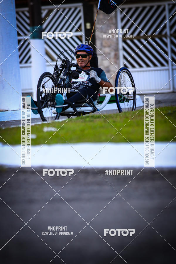 Buy your photos of the eventguia 13K Praia Grande on Fotop