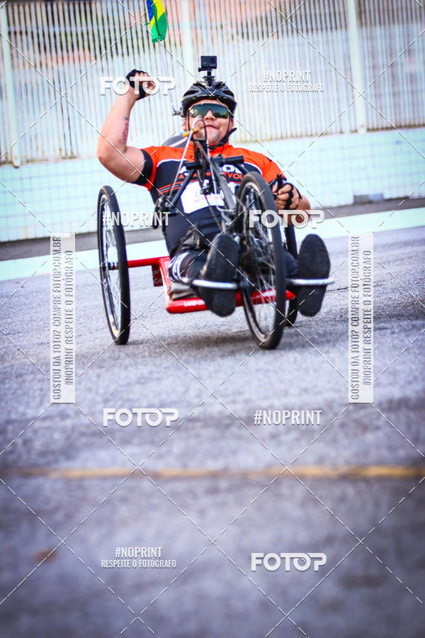 Buy your photos of the eventguia 13K Praia Grande on Fotop