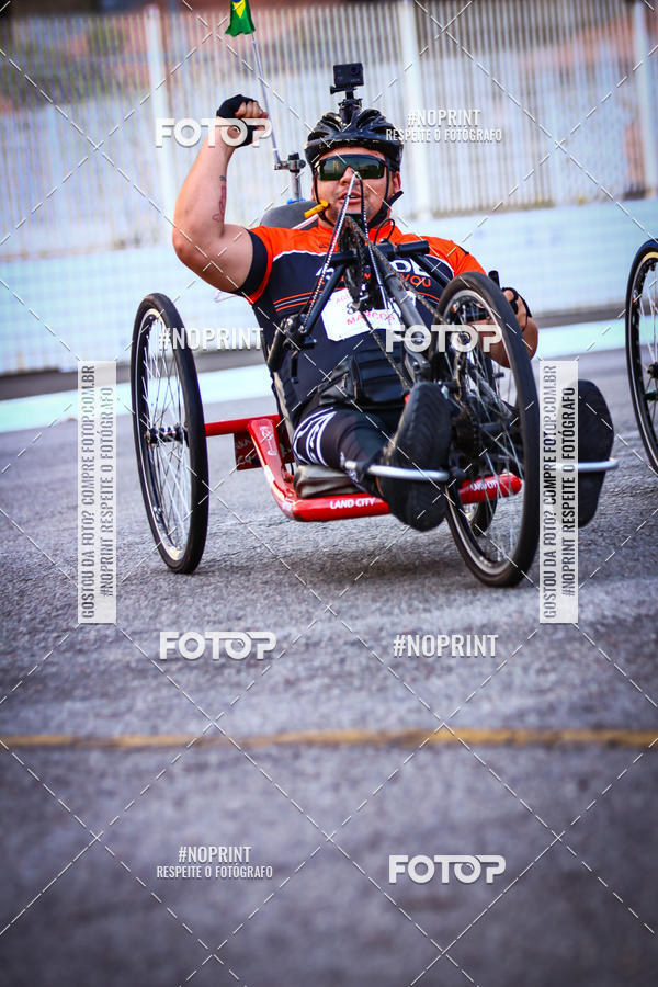 Buy your photos of the eventguia 13K Praia Grande on Fotop