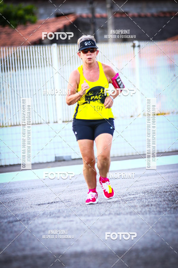 Buy your photos of the eventguia 13K Praia Grande on Fotop