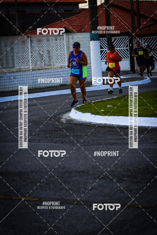 Buy your photos of the eventguia 13K Praia Grande on Fotop
