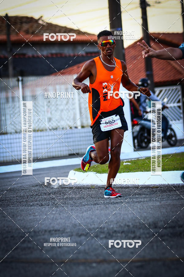 Buy your photos of the eventguia 13K Praia Grande on Fotop