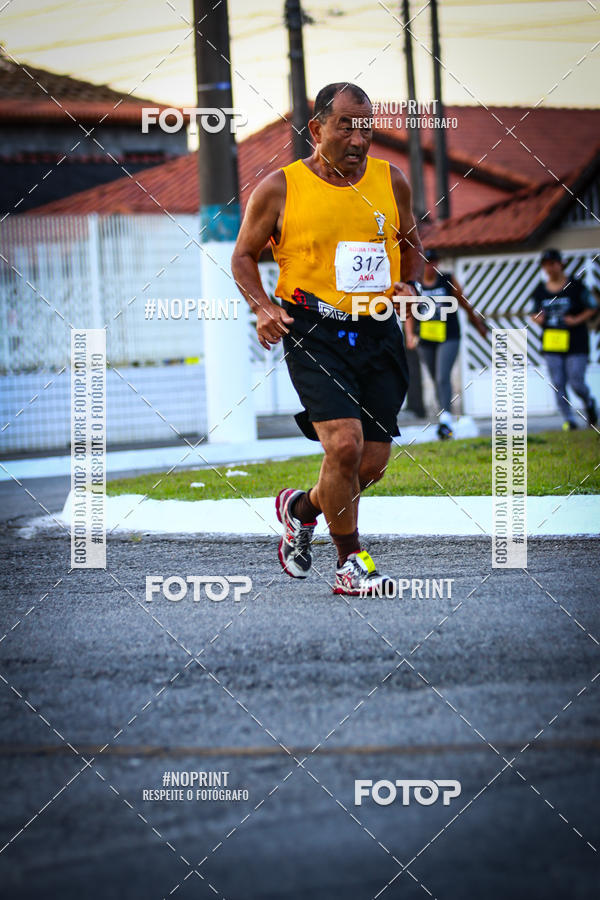 Buy your photos of the eventguia 13K Praia Grande on Fotop