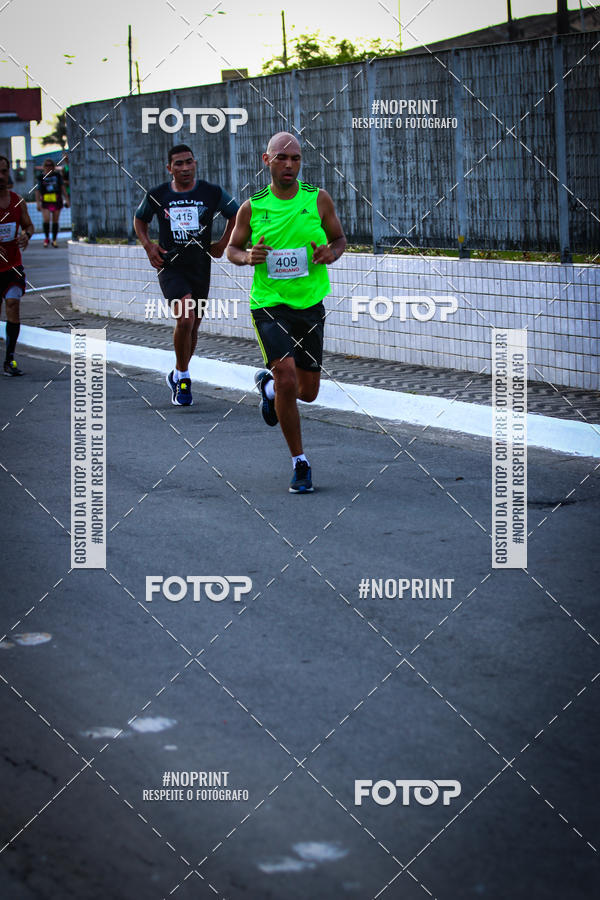 Buy your photos of the eventguia 13K Praia Grande on Fotop