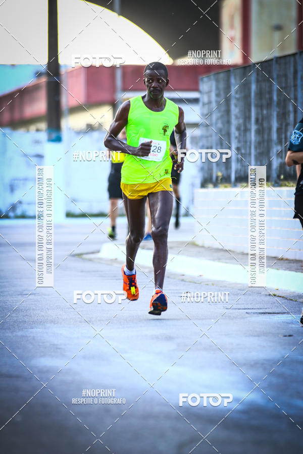 Buy your photos of the eventguia 13K Praia Grande on Fotop