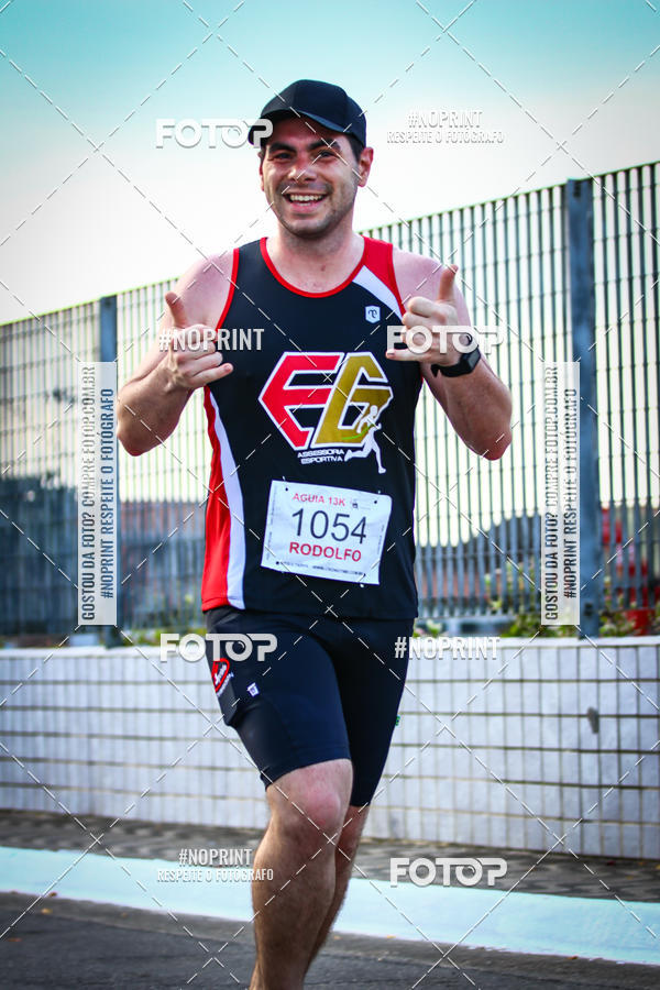 Buy your photos of the eventguia 13K Praia Grande on Fotop