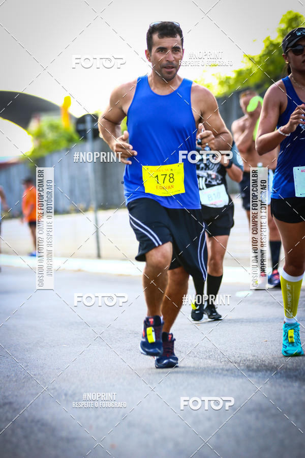 Buy your photos of the eventguia 13K Praia Grande on Fotop
