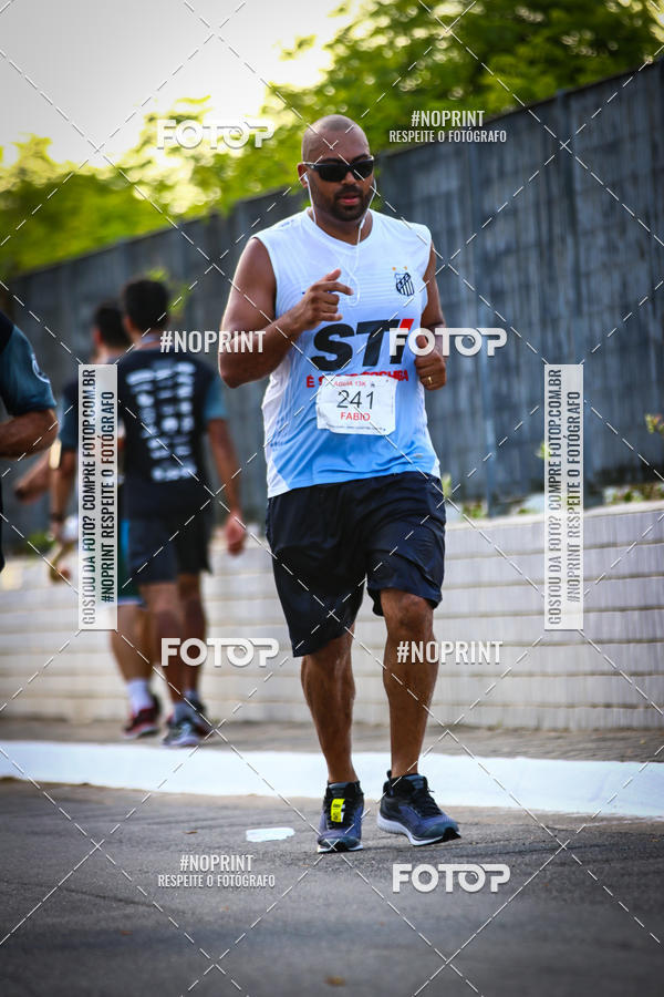 Buy your photos of the eventguia 13K Praia Grande on Fotop