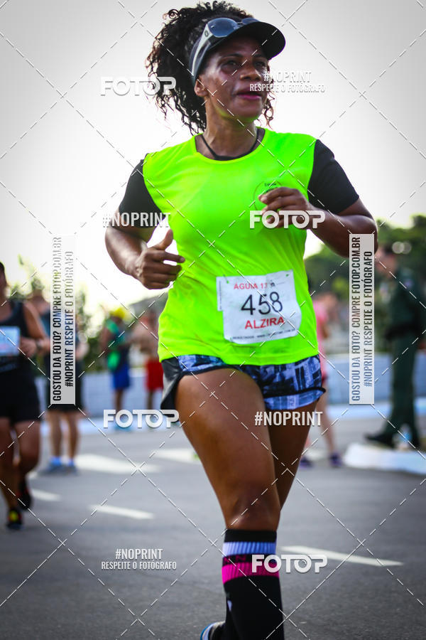 Buy your photos of the eventguia 13K Praia Grande on Fotop