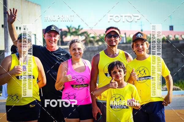 Buy your photos of the eventguia 13K Praia Grande on Fotop