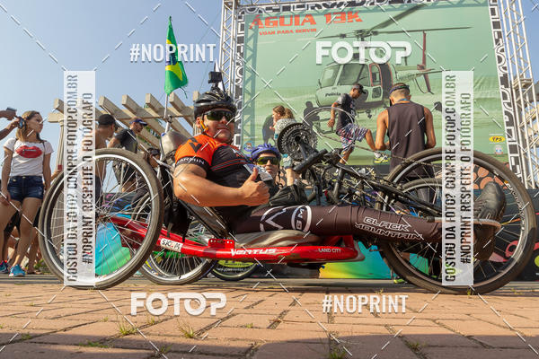 Buy your photos of the eventguia 13K Praia Grande on Fotop