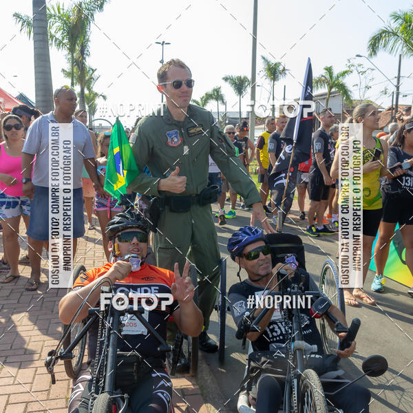 Buy your photos of the eventguia 13K Praia Grande on Fotop