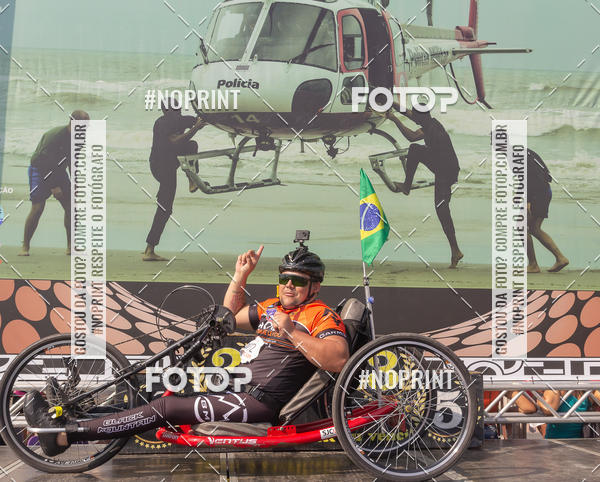 Buy your photos of the eventguia 13K Praia Grande on Fotop