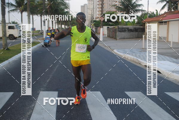 Buy your photos of the eventguia 13K Praia Grande on Fotop